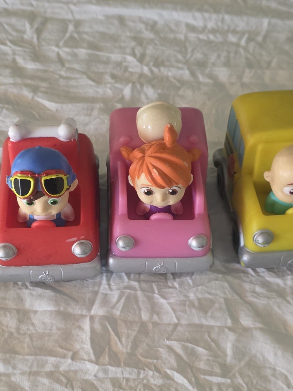Cocomelon 3" Vehicles /Cars JJ, Tom Tom & YoYo Exc. Pre-owned Condition